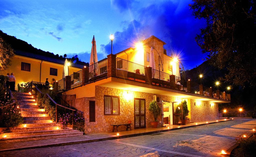 Agriturismo Villa Orchidea Ali Terme Kültér fotó